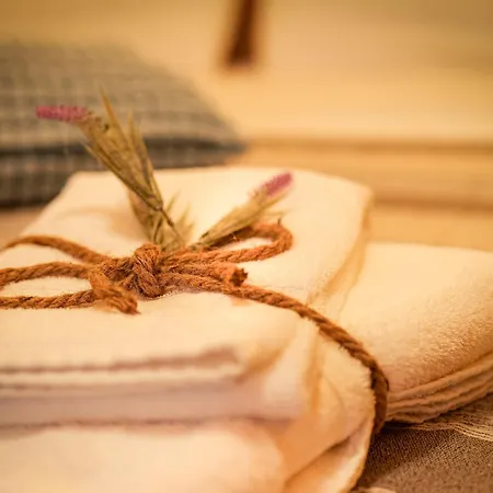 Yurta Glamping San Leone & Casa Baia Blu Bed and Breakfast Αγκριτζέντο