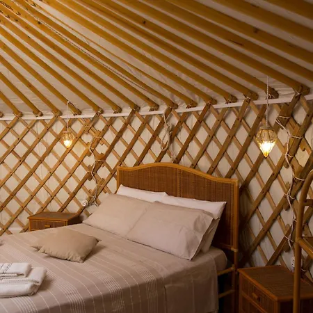 Bed & Breakfast Yurta Glamping San Leone
