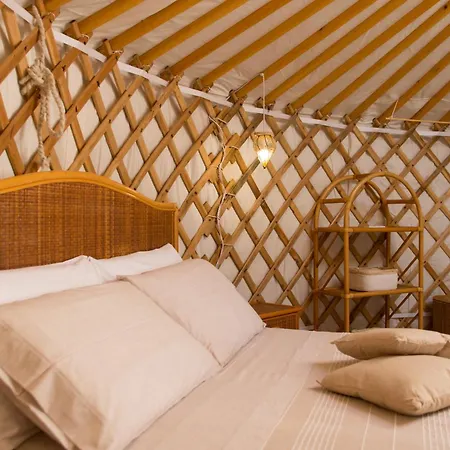 Yurta Glamping San Leone Bed & Breakfast *