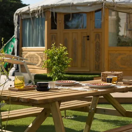 Bed & Breakfast Yurta Glamping San Leone *