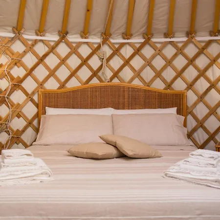 Bed & Breakfast Yurta Glamping San Leone *