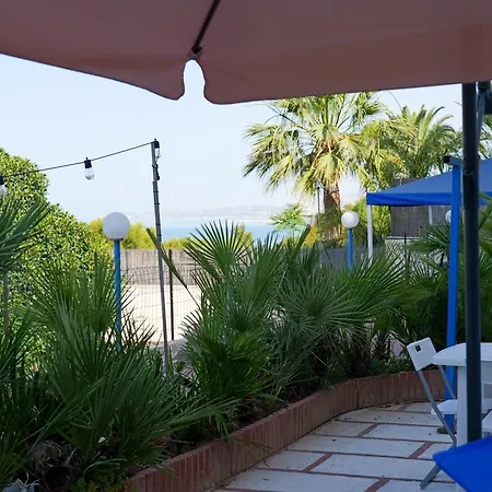Bed & Breakfast Yurta Glamping San Leone & Casa Baia Blu *