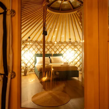 Yurta Glamping San Leone - Tra Mare E Pineta Bed & Breakfast 4*