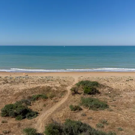 Yurta Glamping San Leone - Tra Mare E Pineta Bed & Breakfast 4*